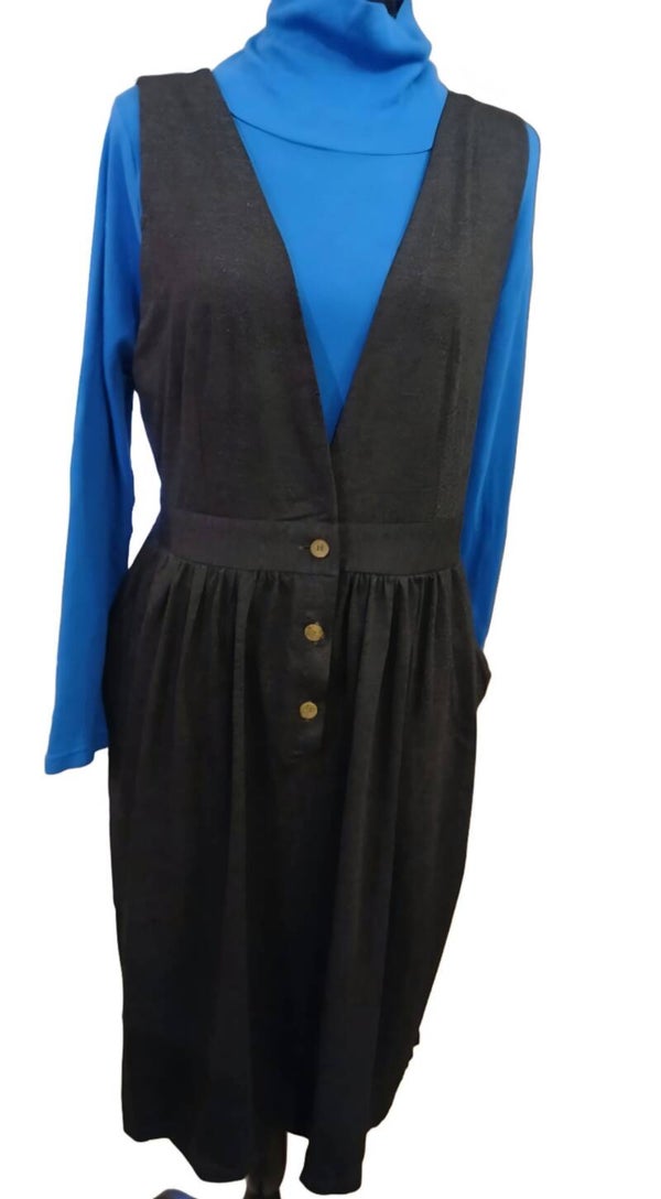 Charcoal Grey Jill Jumper. V Shaped Front And Back. Button Up Front with Pockets. L (Length 42")/XL (Length 42")