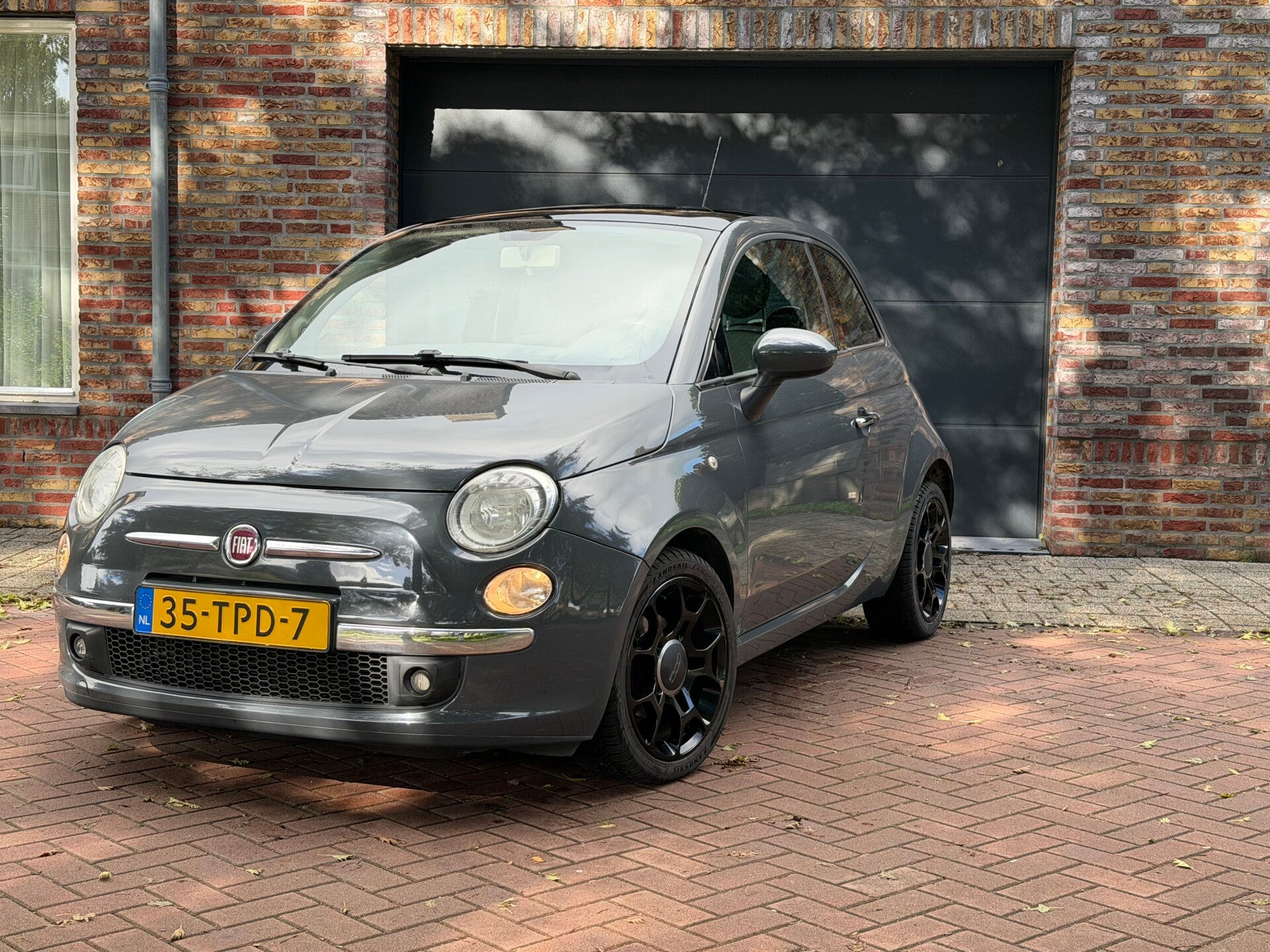 Fiat 500 0.9 Twinair 2011 Grijs lounge panoramadak