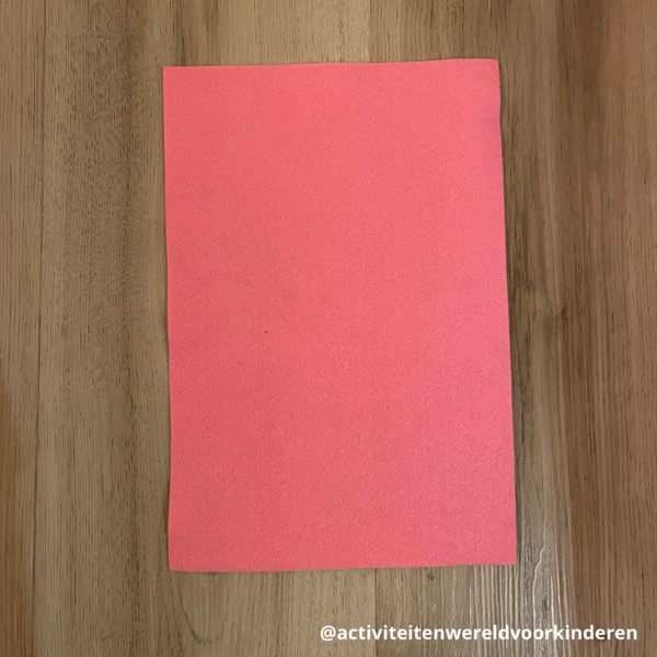 Doe het zelf tovertaart - vilt A4 formaat ROZE