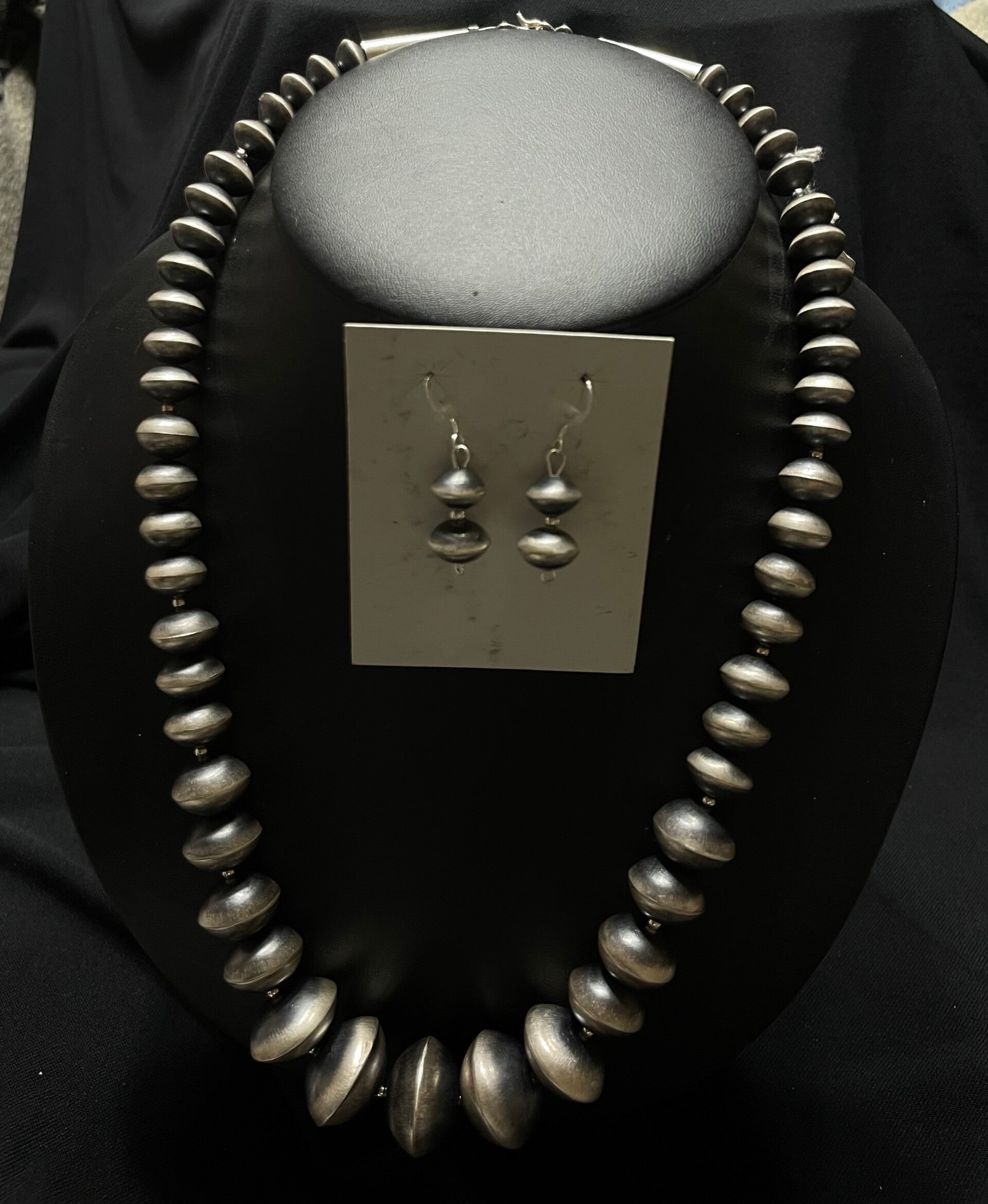 Navajo  Pearl Necklace 24" w/earrings