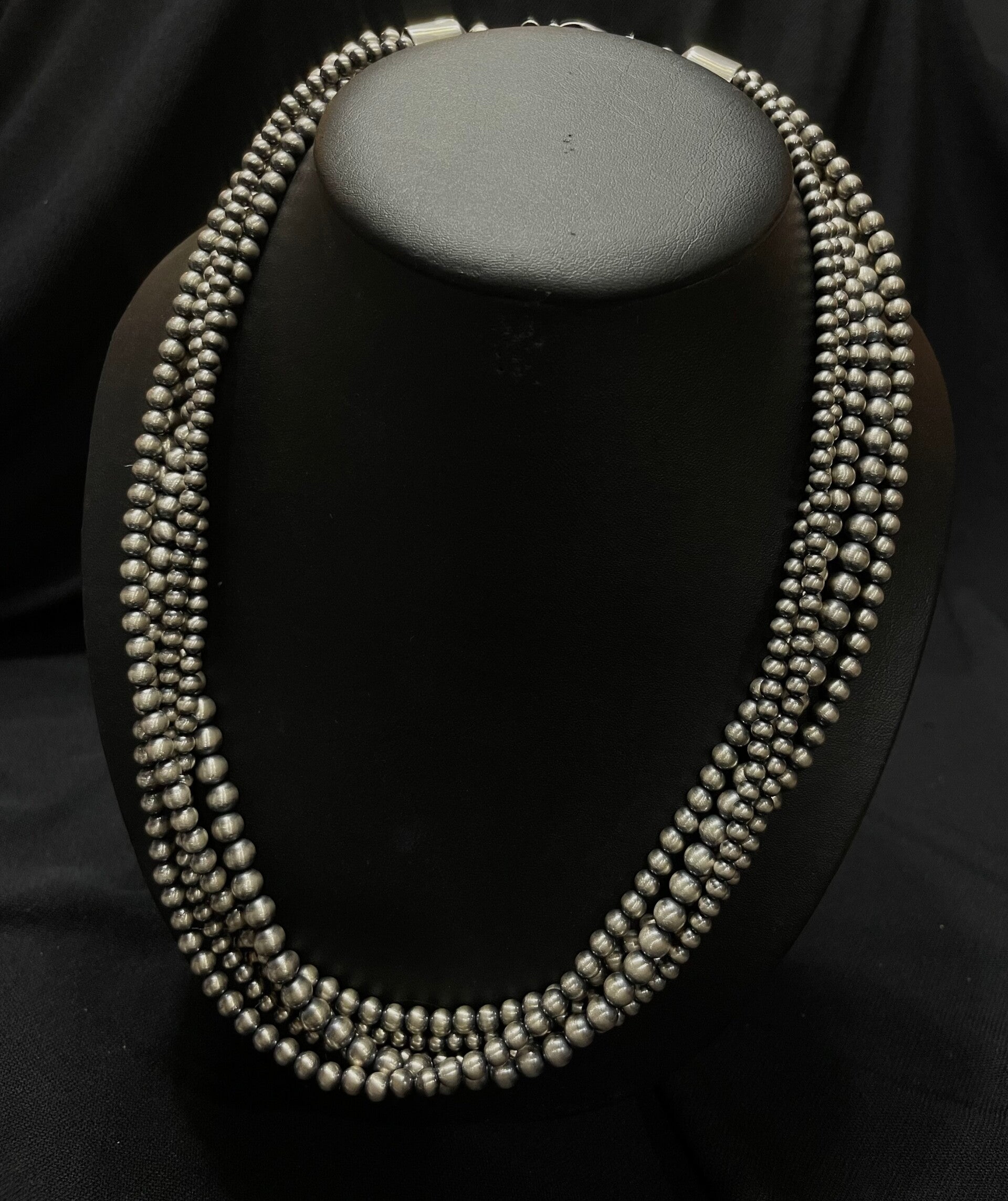 Navajo Pearl Necklace 20"
