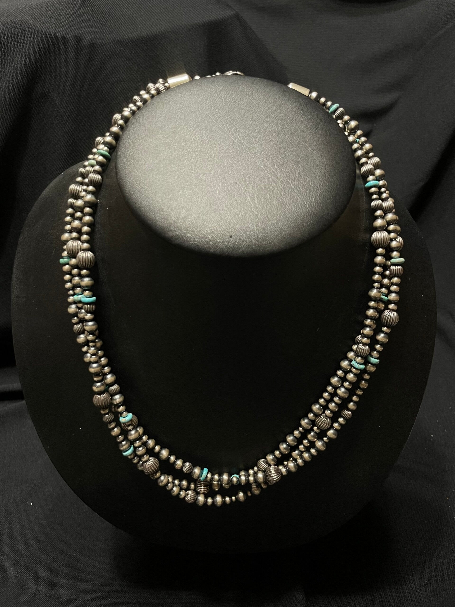 Navajo Pearl Necklace 22"