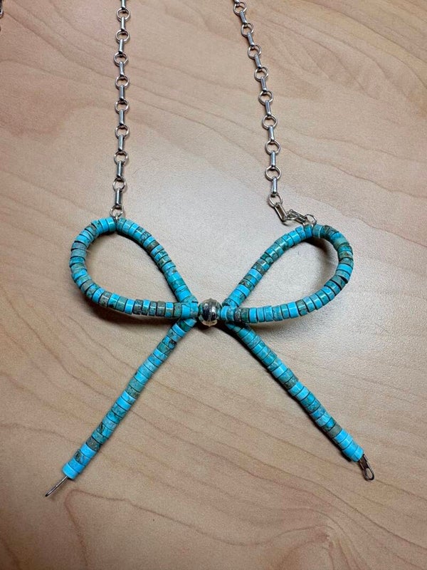 20 inches turquoise / Navajo pearls