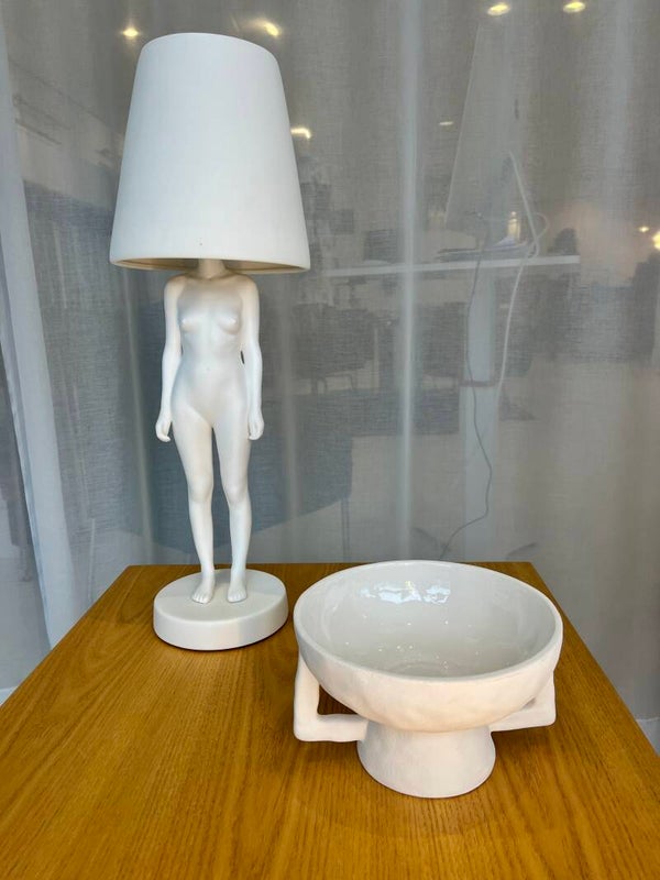 Hiding lady Lamp