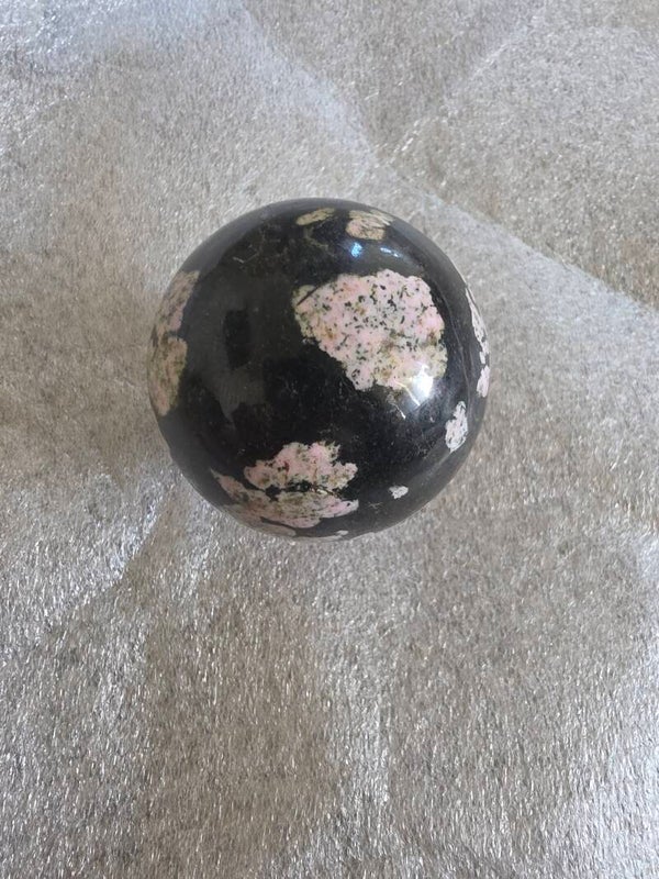 Snowflake obsidian Sphere
