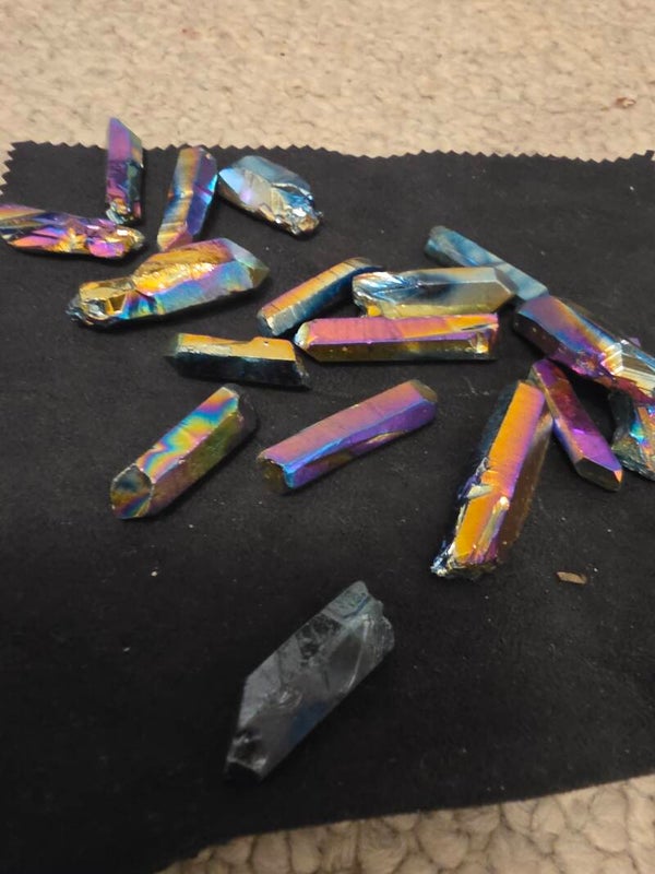 Aura quartz points