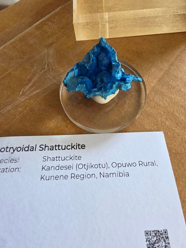Botryoidal Shattuckite