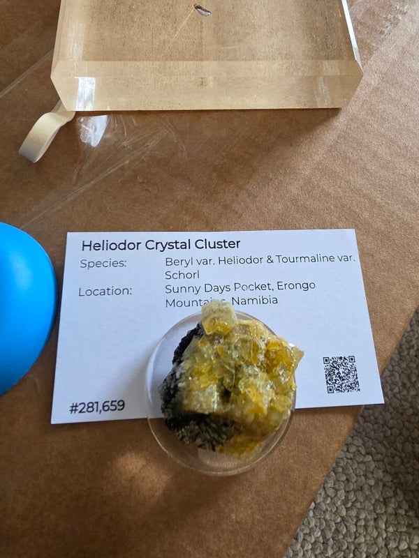 Heliodor crystal cluster
