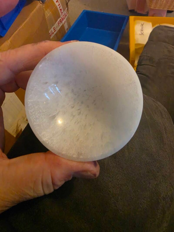 Selenite bowl 8cm