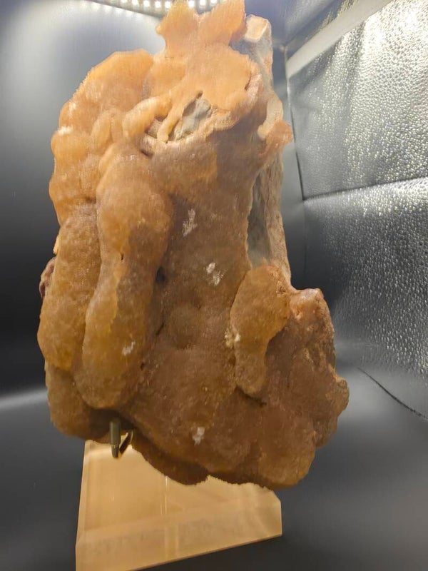 Fluorescent Calcite cluster