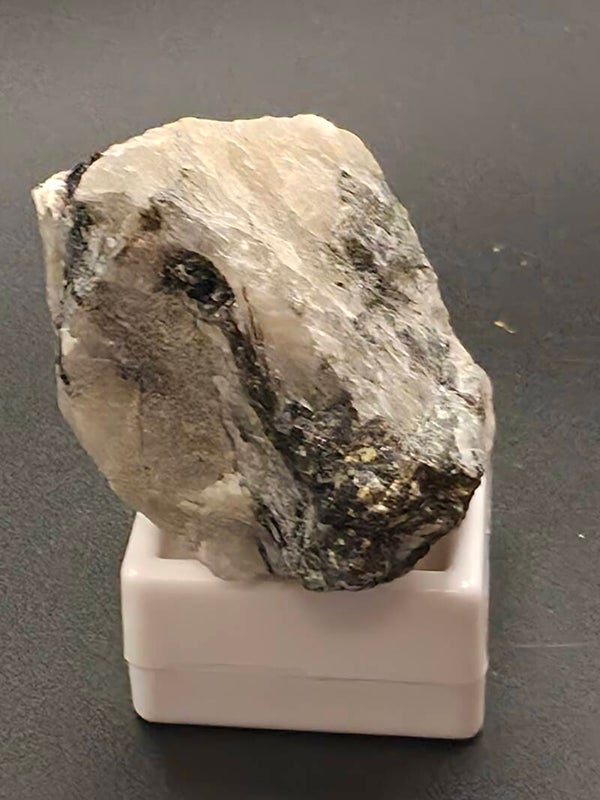 Rainbow moonstone