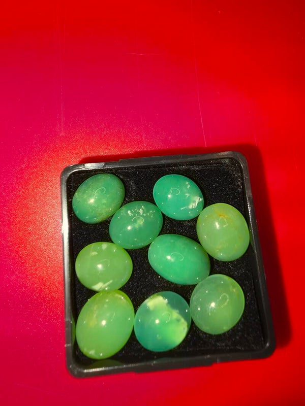 Chrysoprase Cabochon
