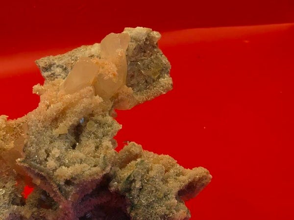 Pale orange Stilbite