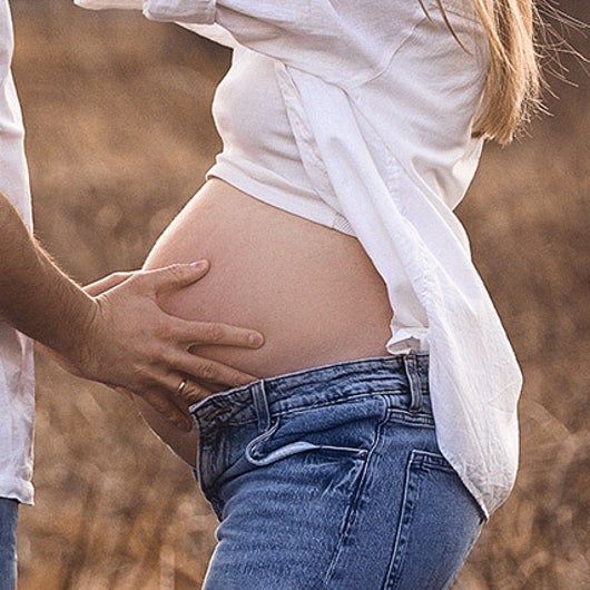 Babybauch,Babybauchshooting ,Hammburg ,Fotografin ,Christine Riecken,Zauberlichtmalerei