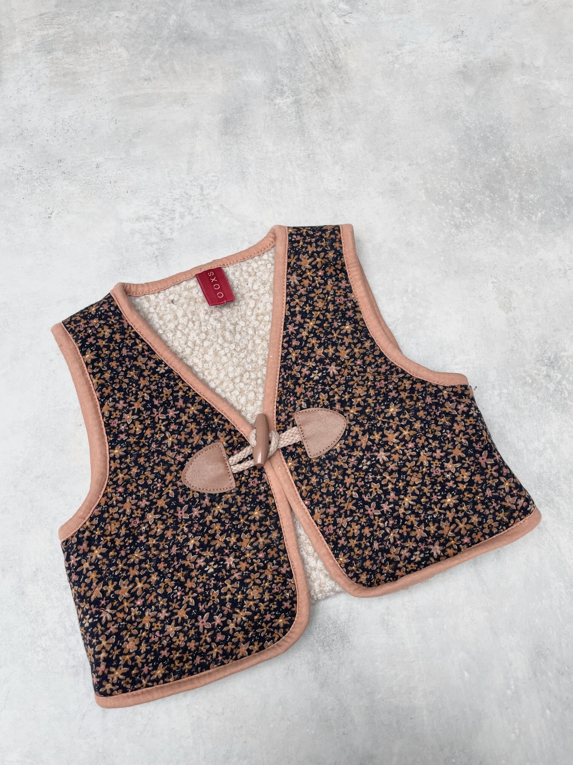 Looxs reversible gilet - Maat 92/98