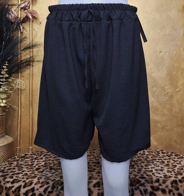 Comfortabele korte broek van viscose zwart