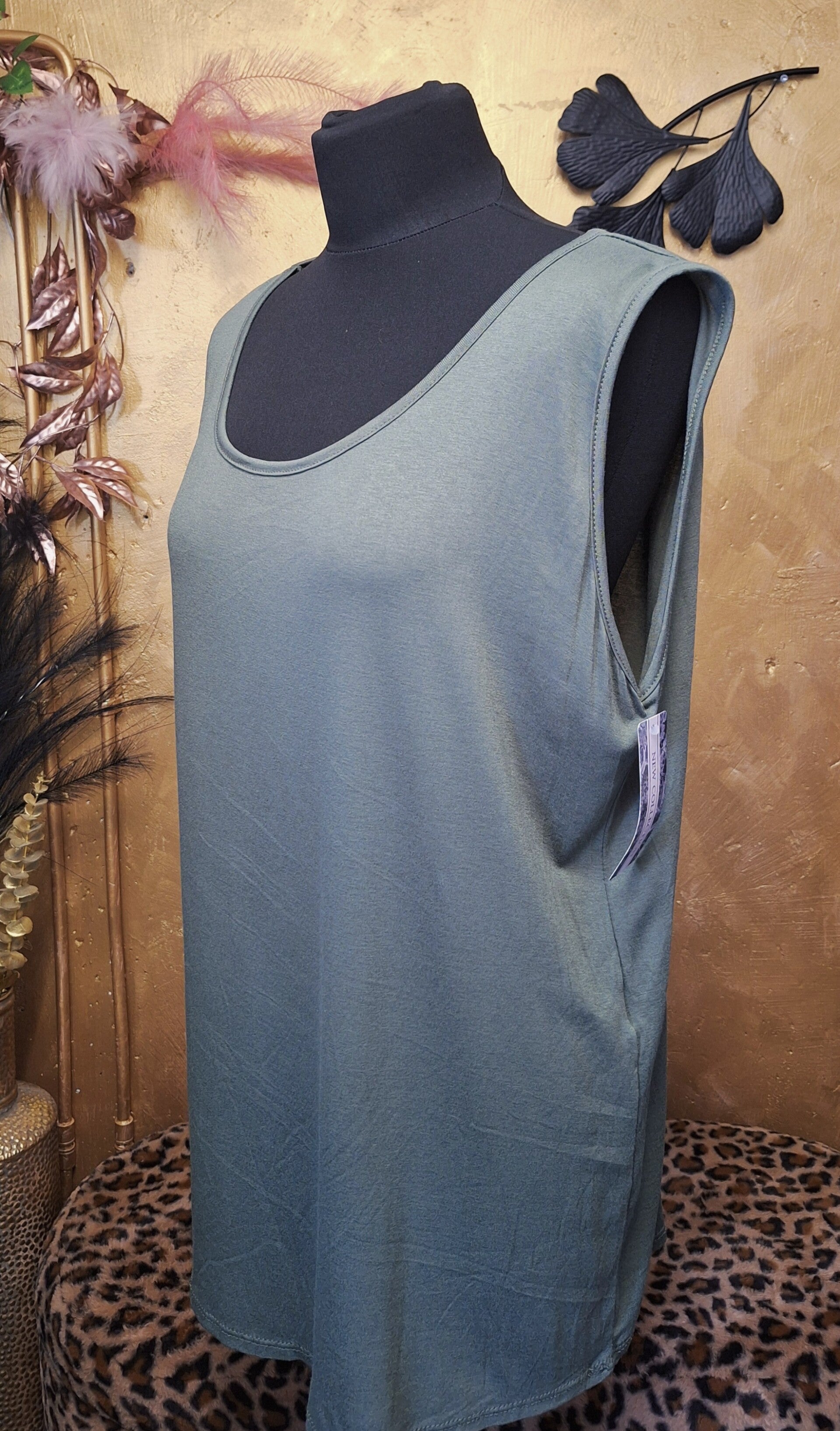 travel top plussize khaki