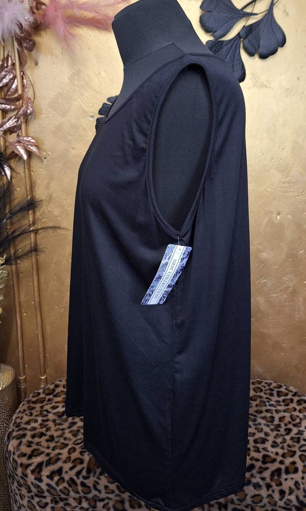 Travel top plussize zwart