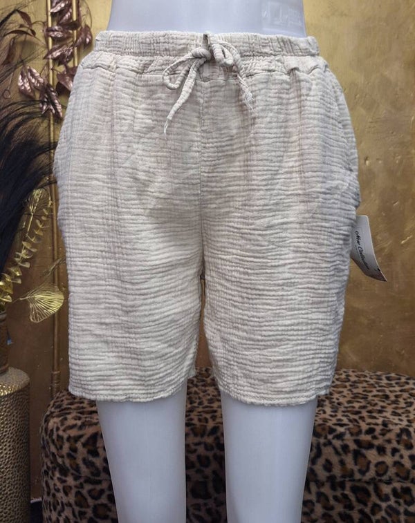 mousseline short dames – luchtig en comfortabel beige