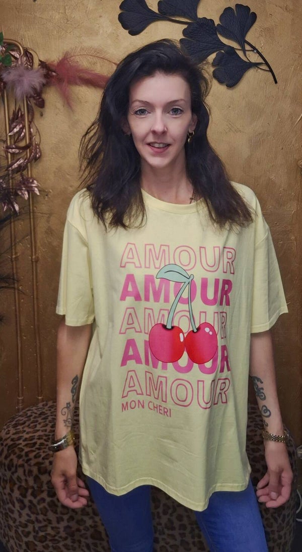 T-shirt Dames – Geel Oversized Shirt van 100% Katoen met Amour Print