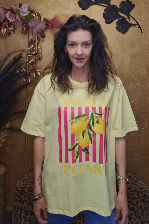 T-shirt Dames – Geel Oversized Shirt van 100% Katoen met  Amalfi Coast Print