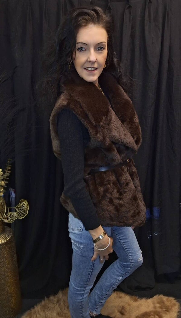 Teddy Gilet met Riem - Chocolade Bruin - One Size t/m 42
