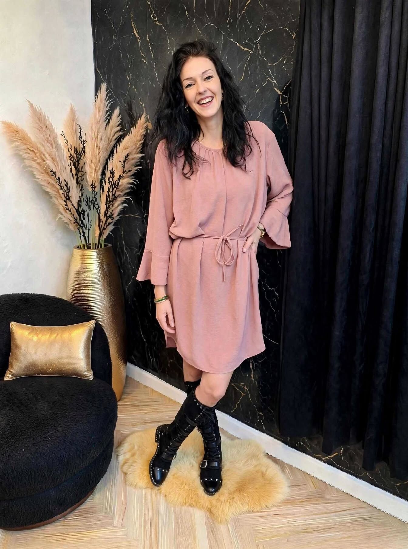 Jurk Met Lange Ruffle Mouw Oud Roze