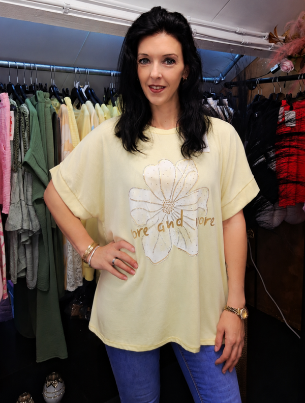 T-Shirt met Bloem & Strass steentjes zacht boter  geel maat 44/46 XL-XXL