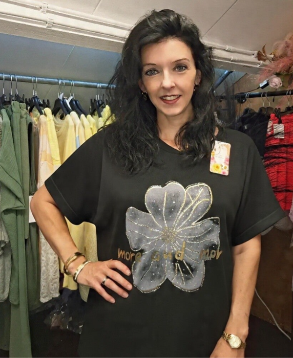 T-Shirt Bloem & Strass Steentjes zwart - Maat 44/46 XL-XXL