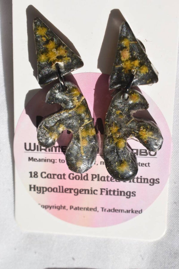 Be It Wattle Lobed Arrowhead Earrings - Charcoal Glitter