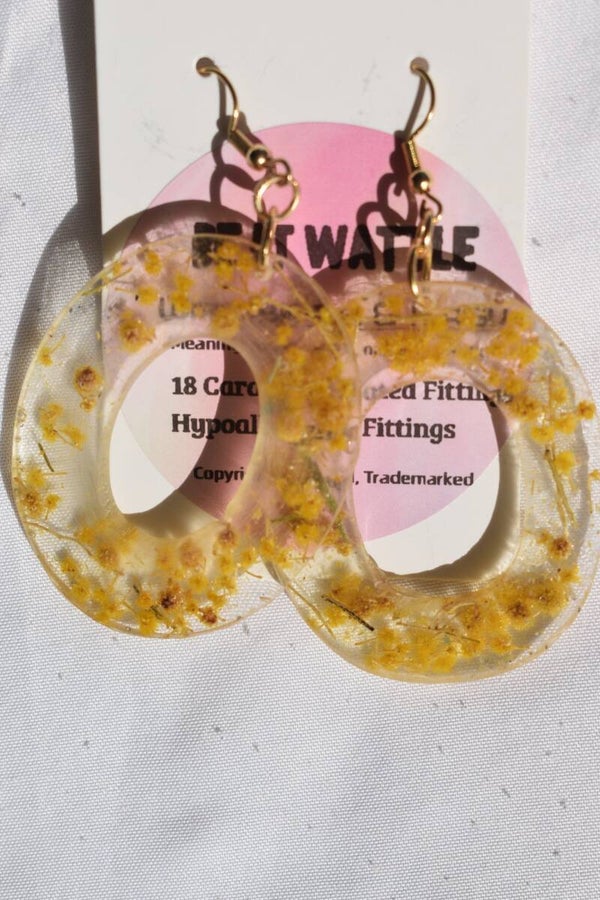 Be It Wattle Large Figure-8 Hoop Earrings - Clear