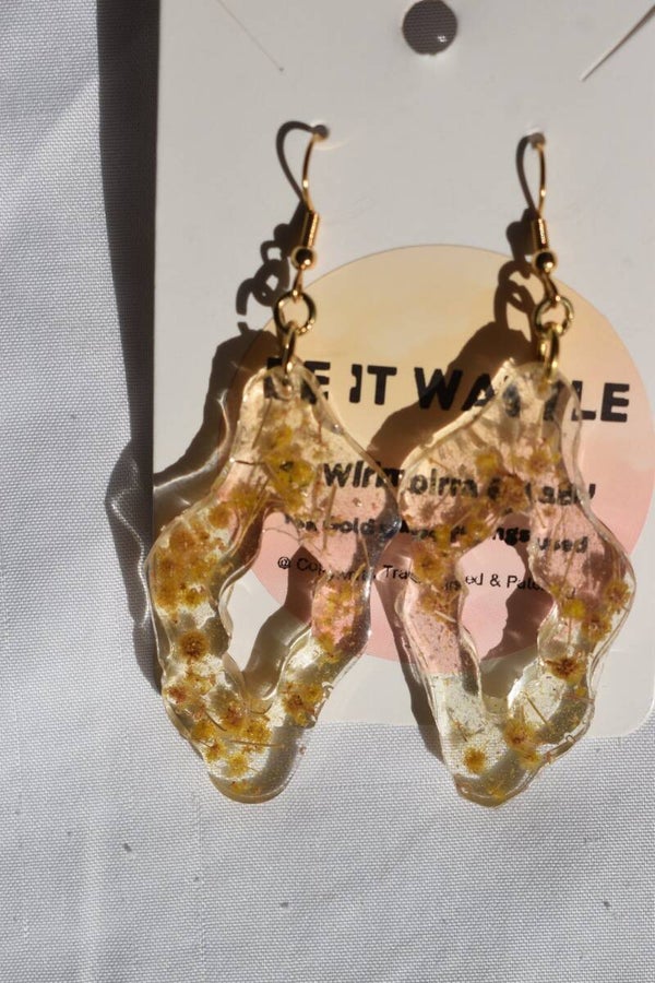 Be It Wattle Wavy Organic Blob With Hole Earrings - Clear