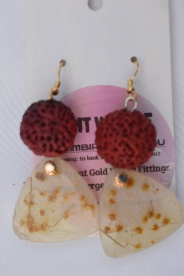 Be It Wattle Guitar Pick Earrings - Cream & Clear