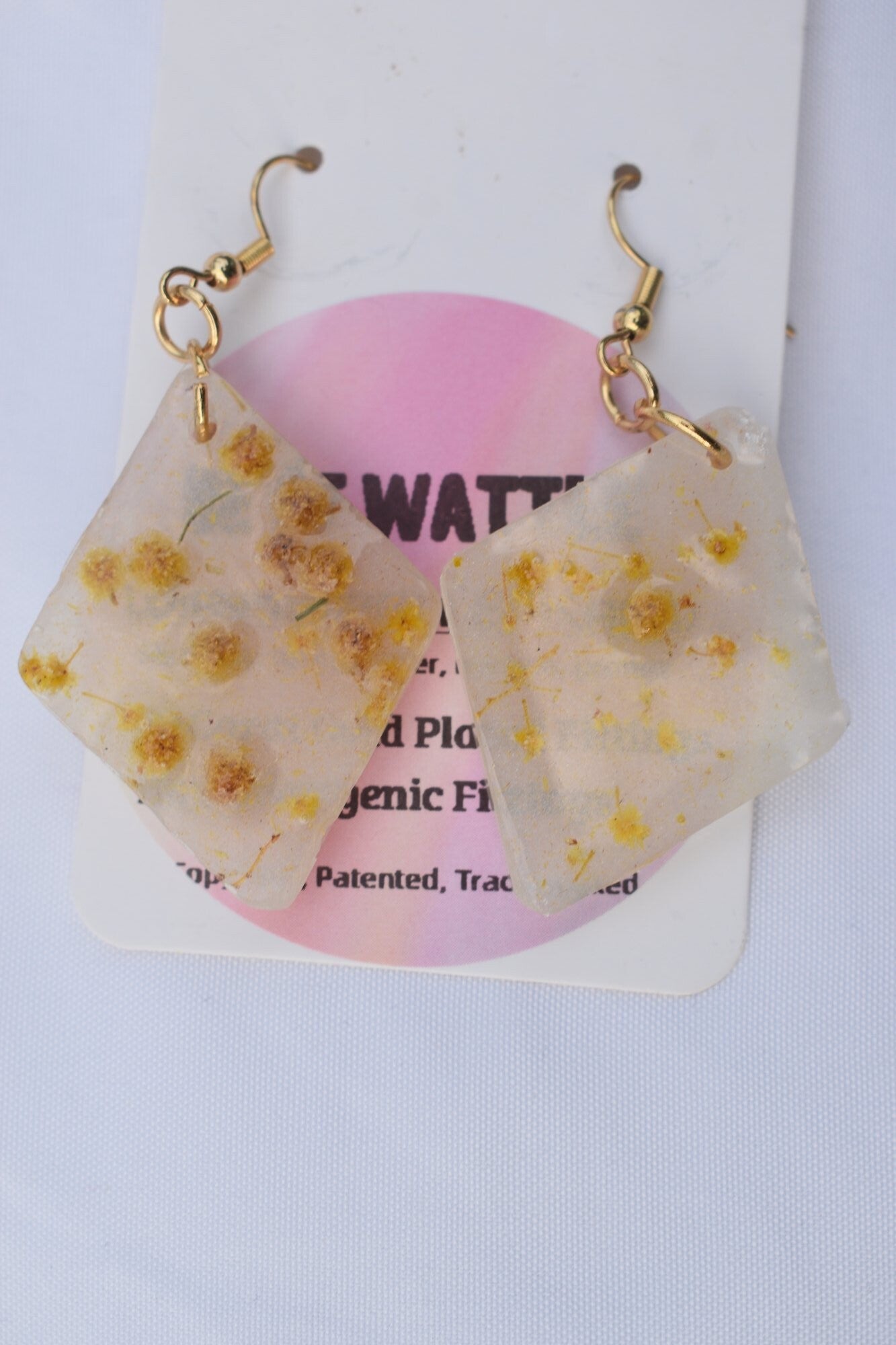 Be It Wattle Diamond Earrings - Cream & Clear