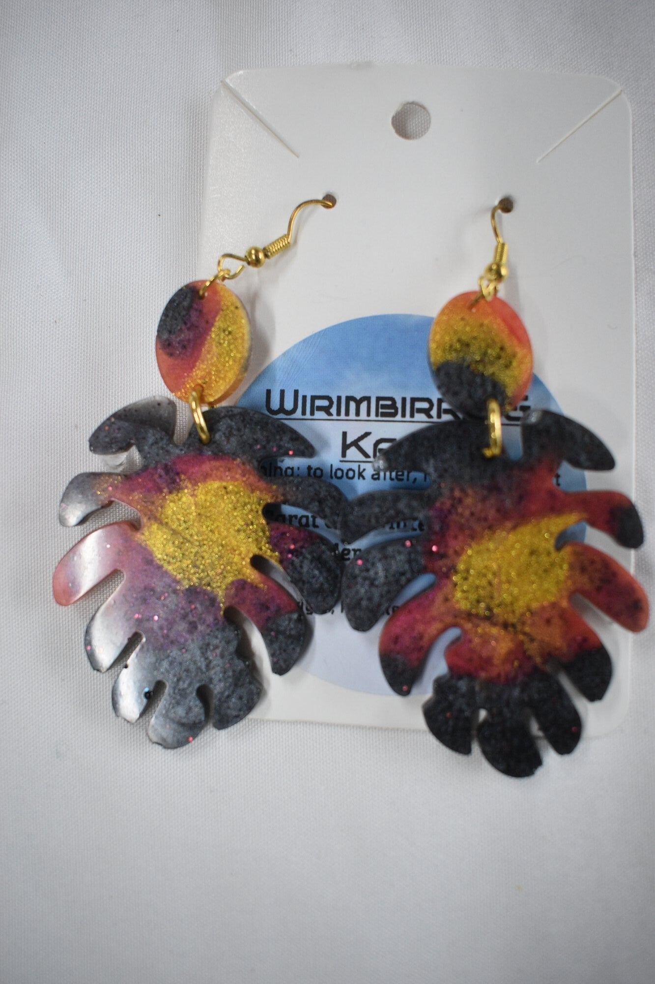 Monstera Leaf With Round Drop Resin Earrings - Grey, Gold & Red