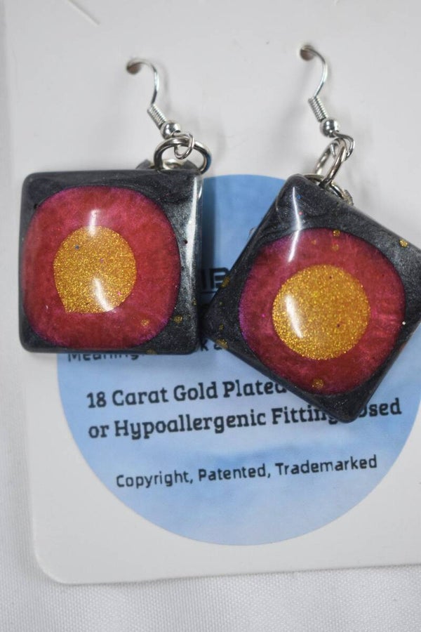 Rounded Square Resin Earrings - Red