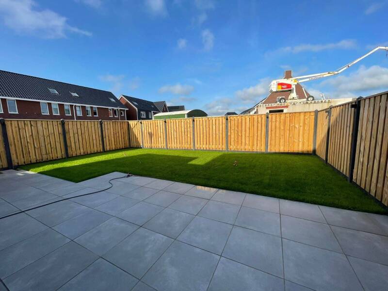 Tuin een week naar het aanleggen.