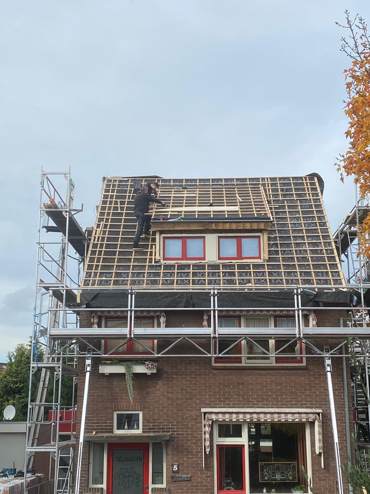Aannemer in Dakwerk Vervanging en Reparatie in Sittard