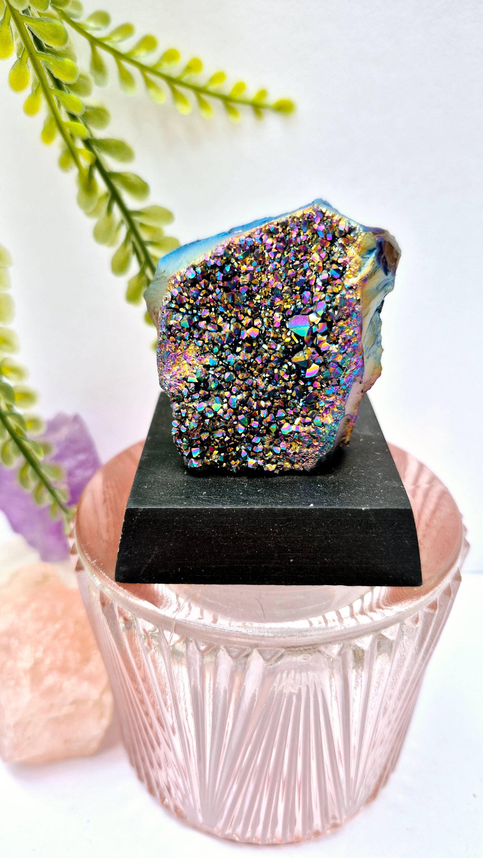 Amethist Titanium Aura cluster 01