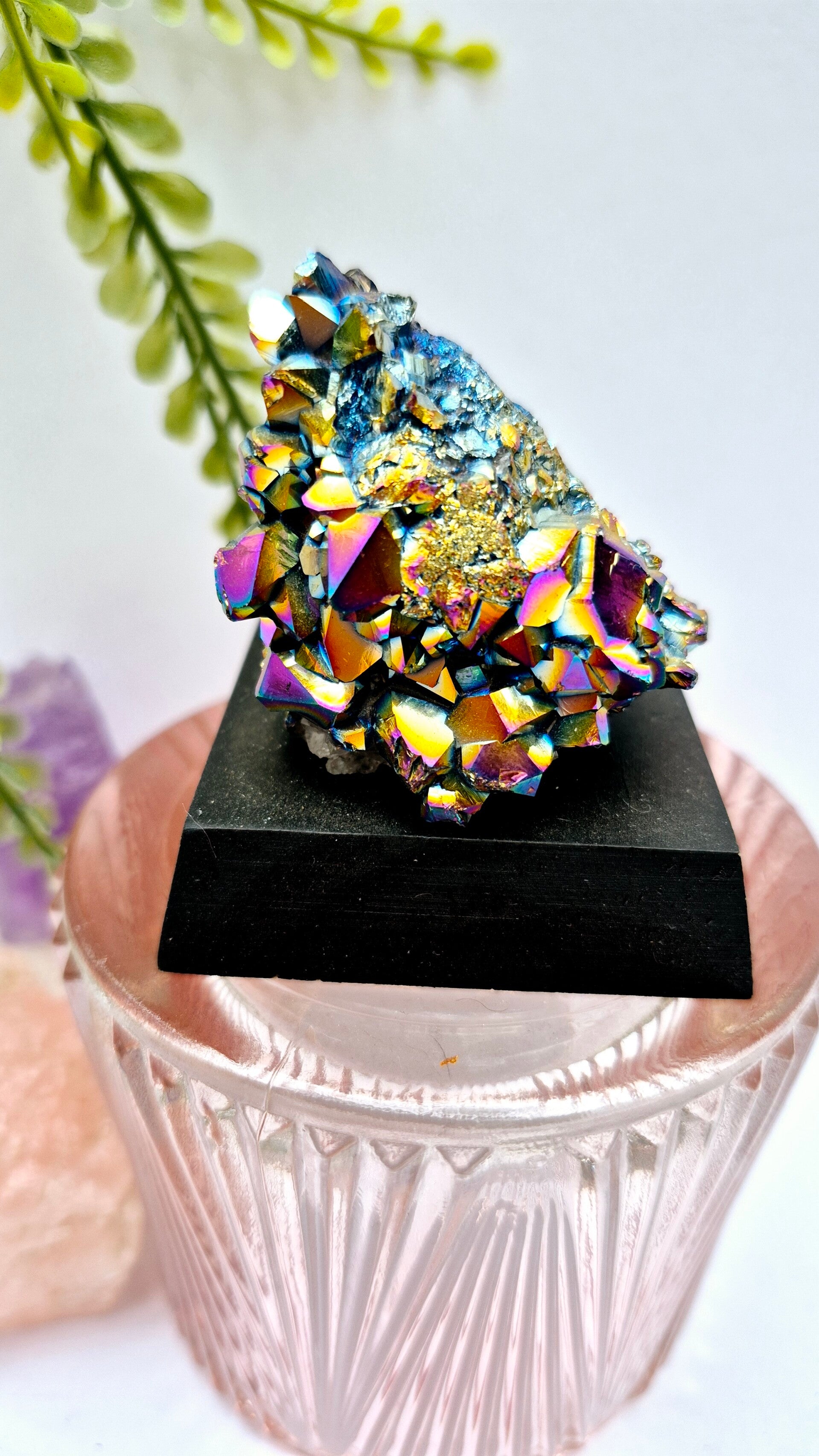 Amethist Titanium Aura cluster 02