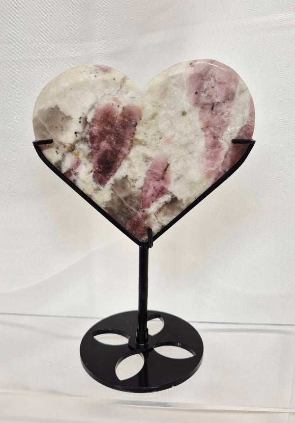 Roze Toermalijn hart op standaard C9