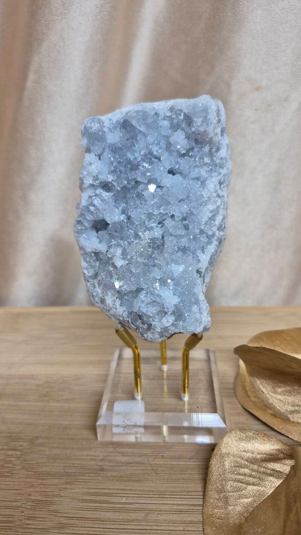 Celestien cluster op standaard 028