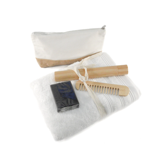 Toilettas met accessoires