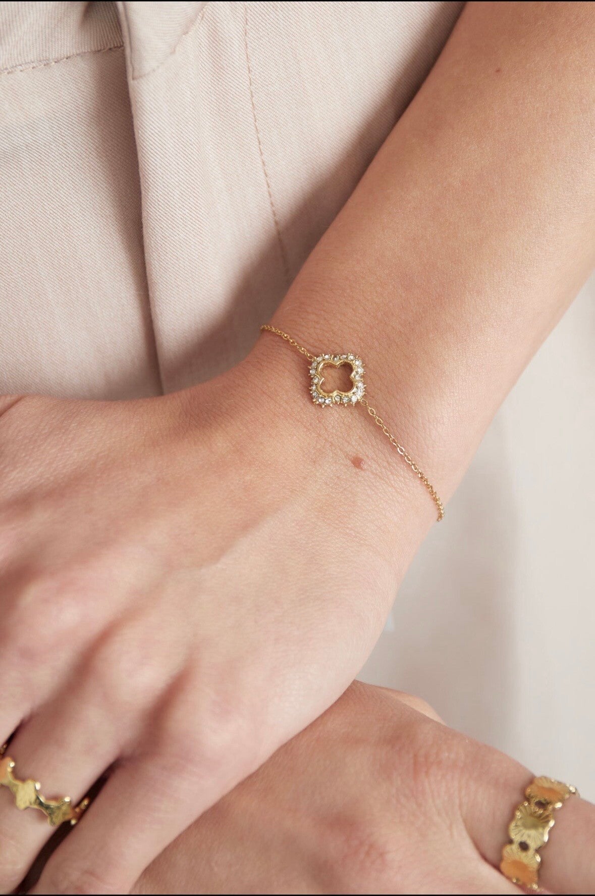 Clover Glow Bracelet