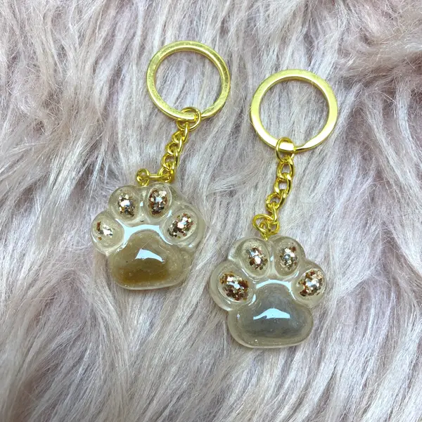 Schlüsselanhänger Pfote mit Fell möglich