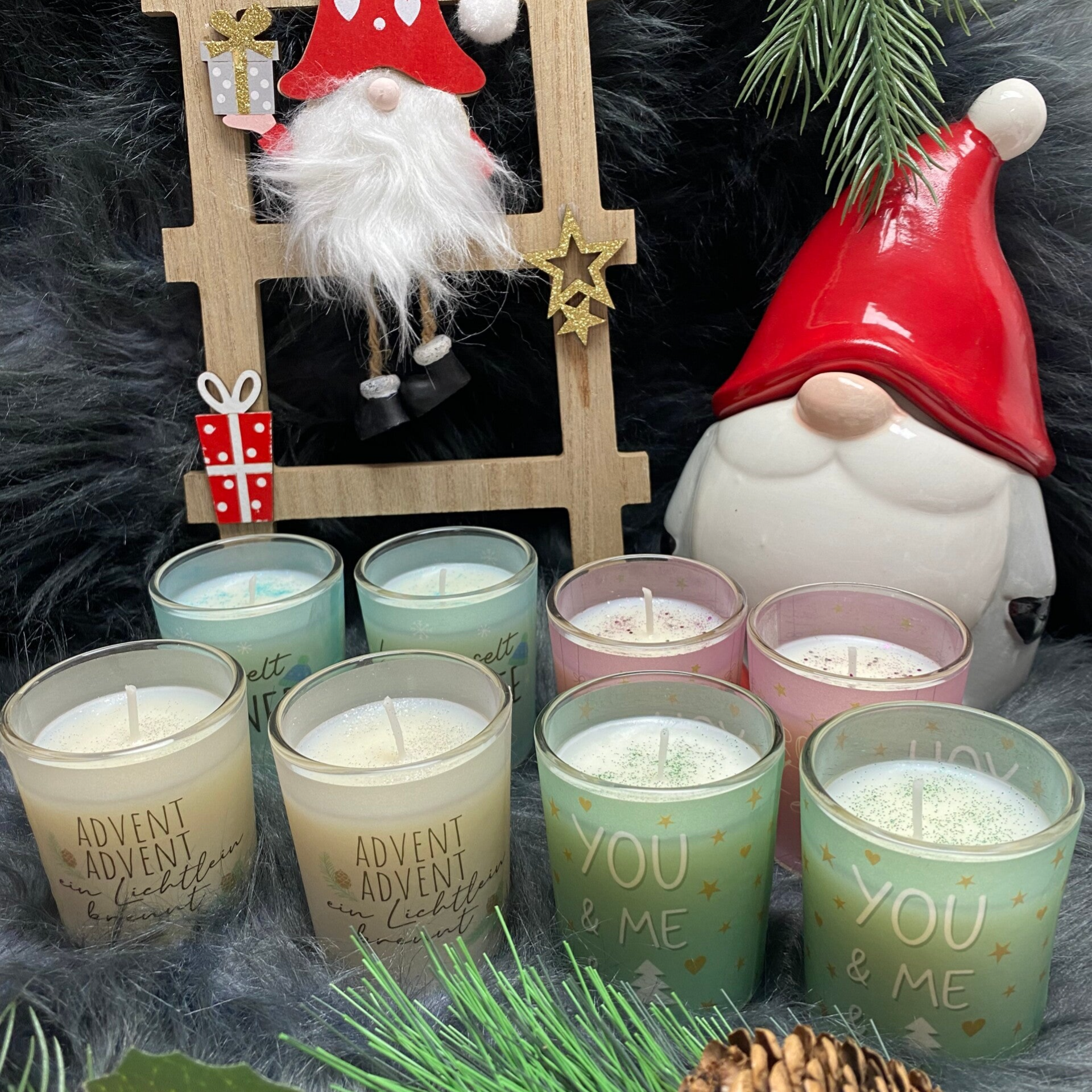 Süße Weihnachtskerzen mit Glühweinduft