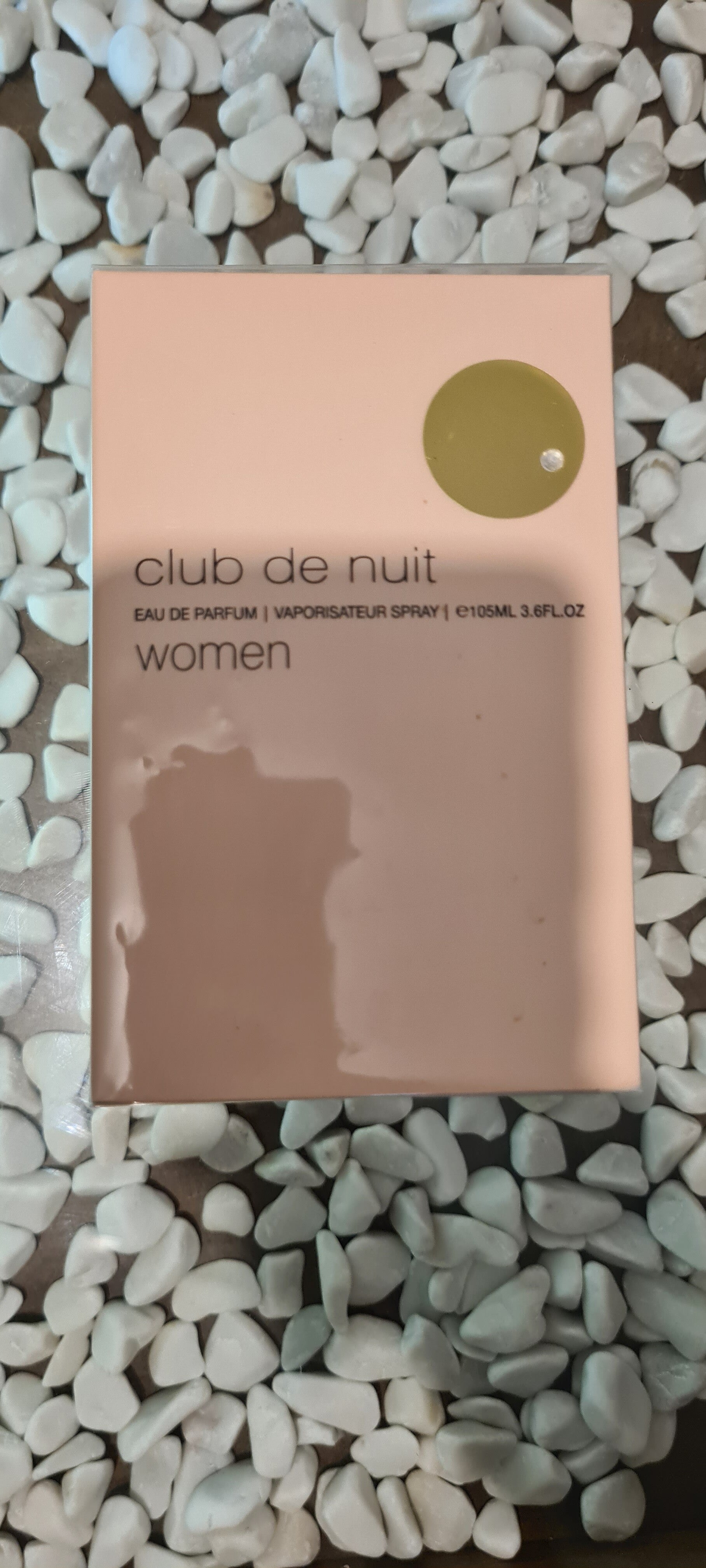 club de nuit woman