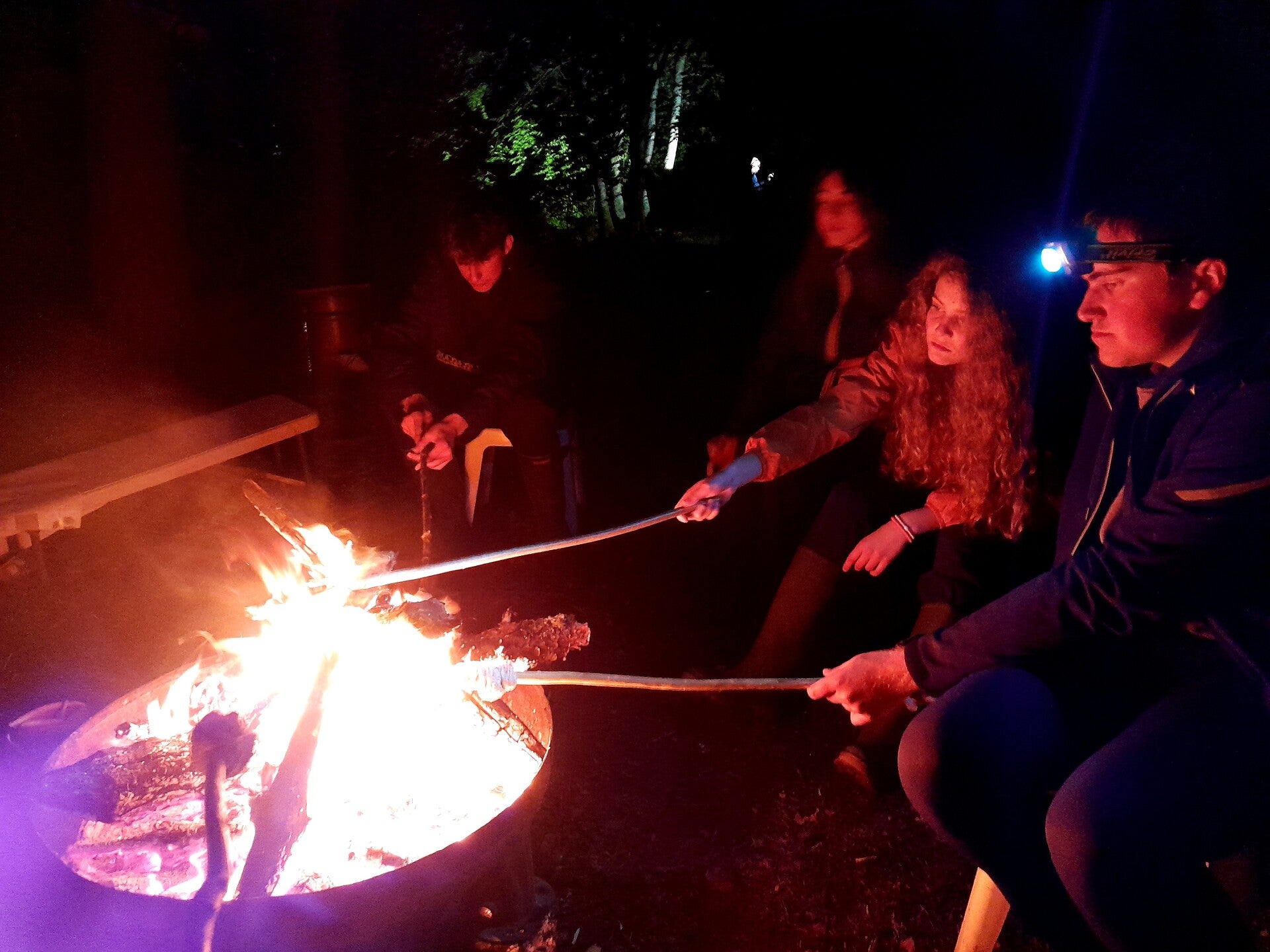 Soirée bivouac lors d'un stage nature