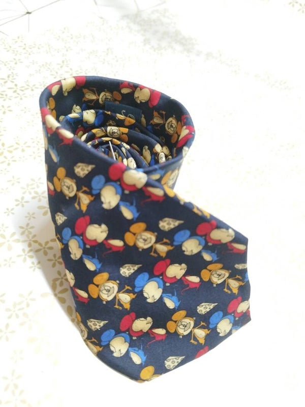 Cravate vintage pur soie  Bruce Field a motif