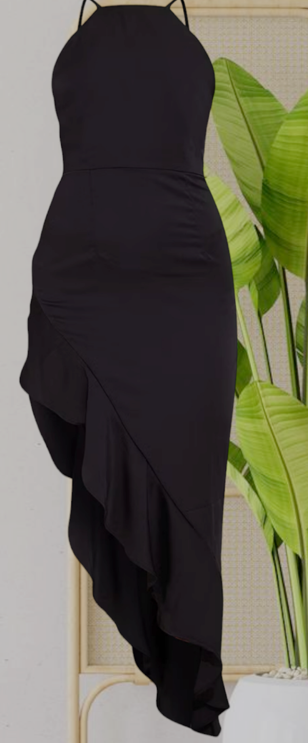 Robe noire longue  PRETTYLITTLETHING